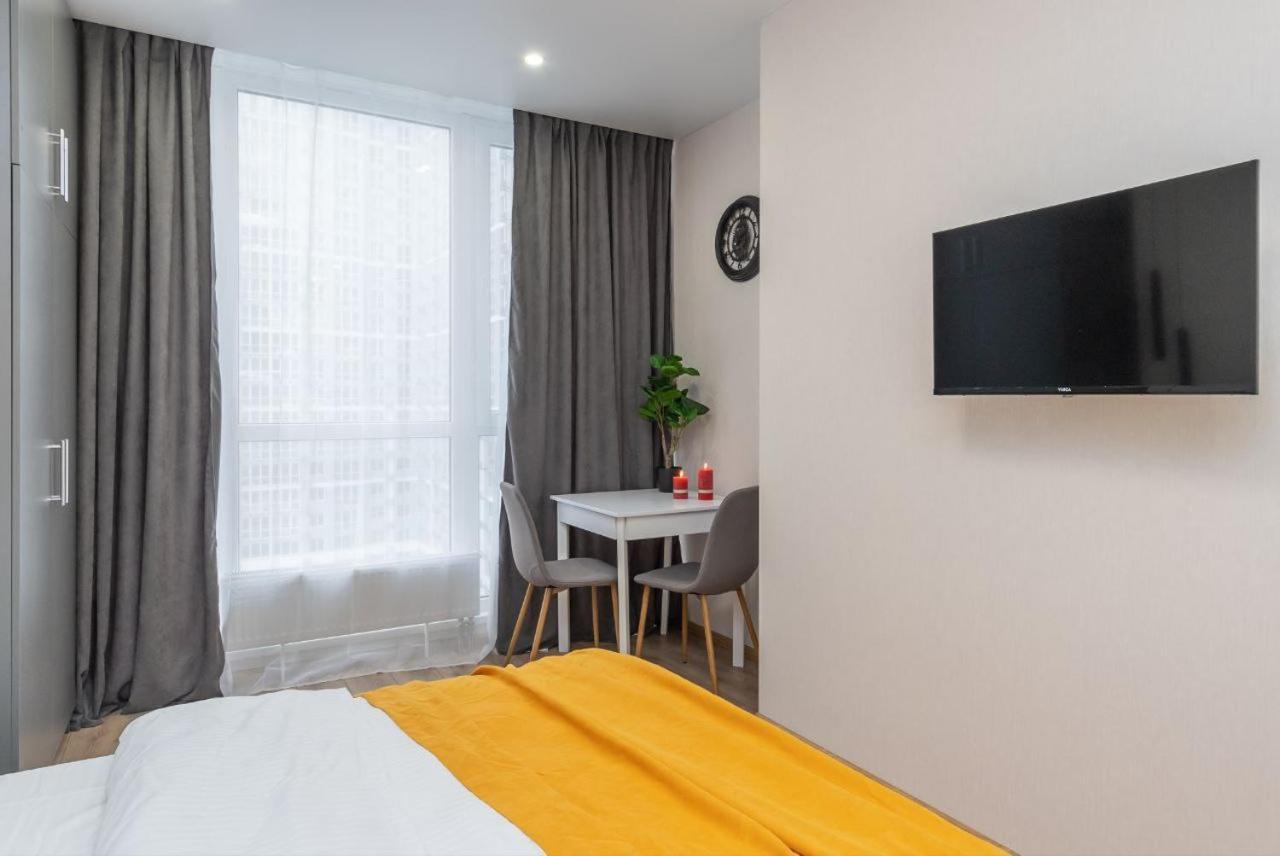 Your Apartment Kharkivska Kiev Extérieur photo